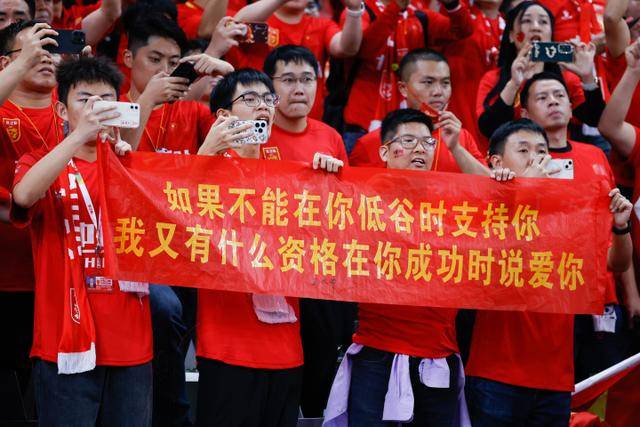 兰兹博格37分准绝杀祝铭震25+8 山东险胜广州