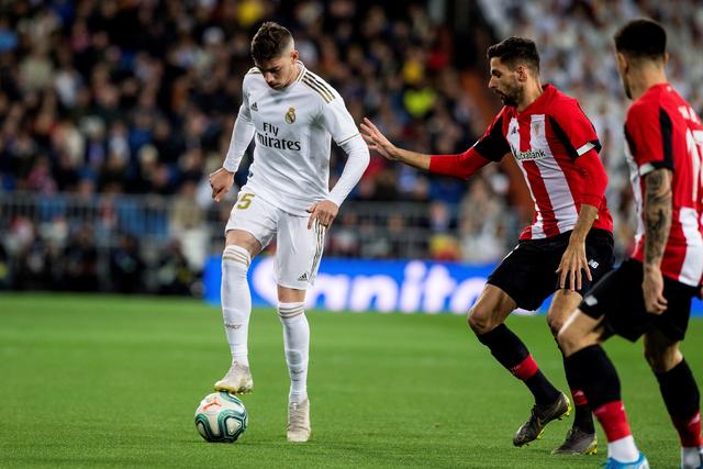 四川男篮：原助教张德贵接替莫科担任主教练